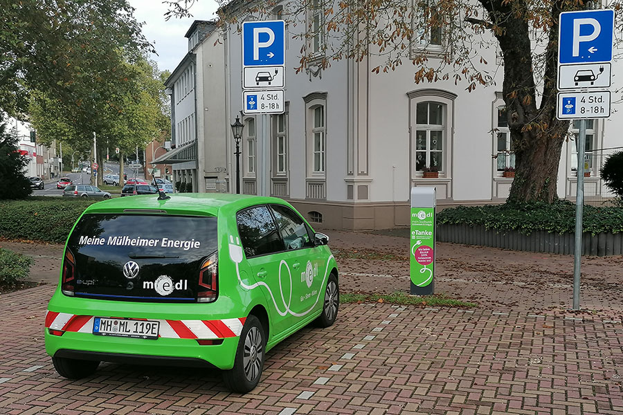 eLadesäule medl e-Tanke an der Düsseldorfer Straße