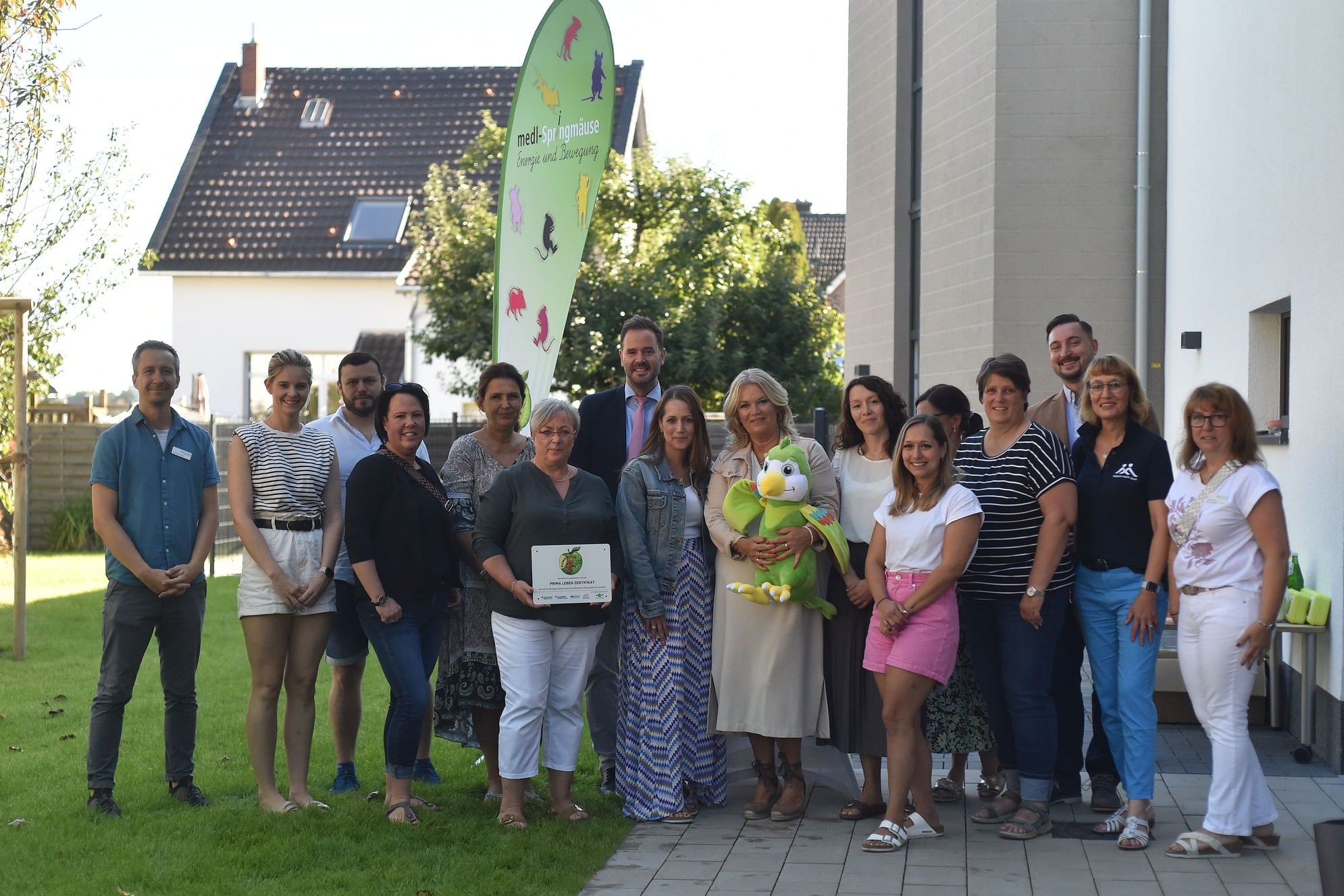 Gruppenfoto Prima leben Zertifikatvergabe